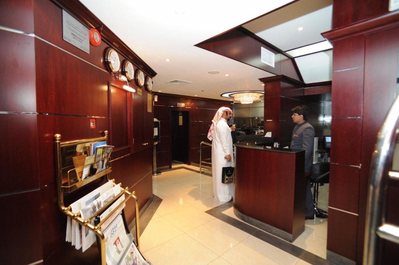 Al Jazeera Royal Hotel Abu Dhabi Esterno foto